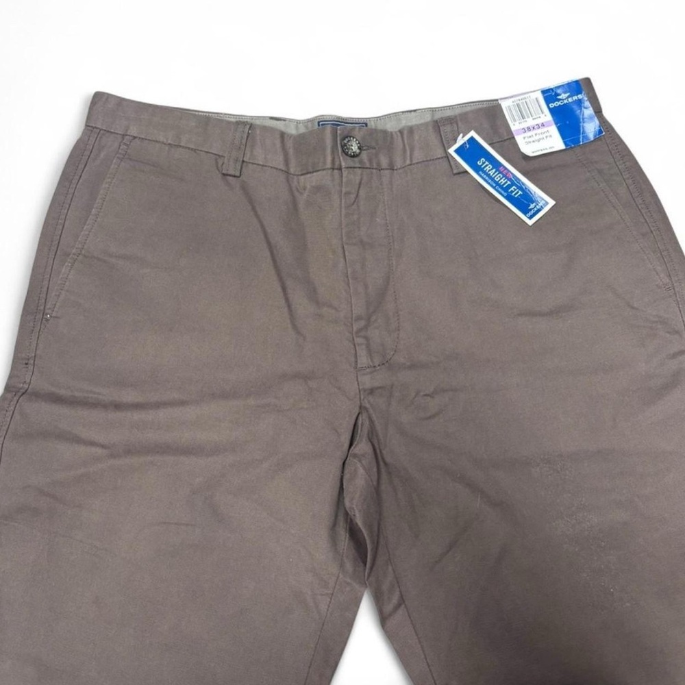 Dockers Men's Khaki Chinos